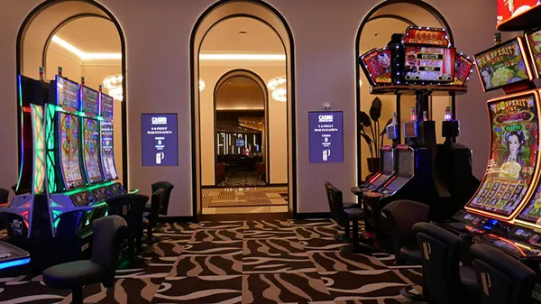 Casino slot machines